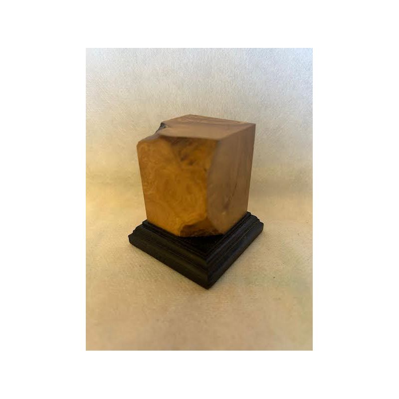 PEANA PEDESTAL MADERA DE OLIVO CON BASE NEGRA 4x4x7