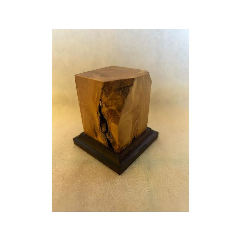 PEANA PEDESTAL MADERA DE OLIVO CON BASE NEGRA 4x4x7