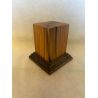 PEANA PEDESTAL MADERA DE OLIVO CON BASE NEGRA 4x4x7